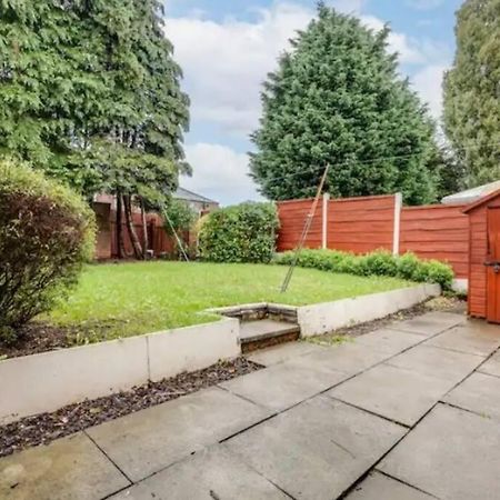 New Build House Near Trafford Centre With Drive Manchester Luaran gambar